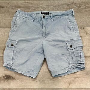 American Eagle Outfitters Men’s Cargo Slim Shorts Size 33 Light Blue